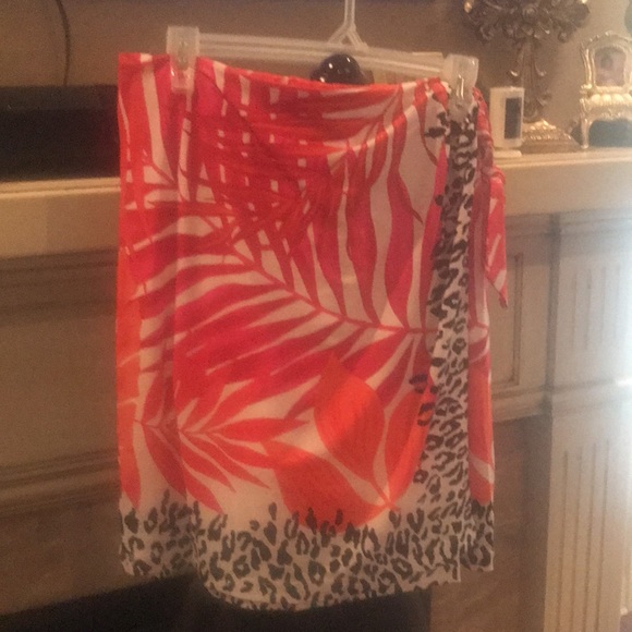 Cache Skirt - Picture 2 of 8